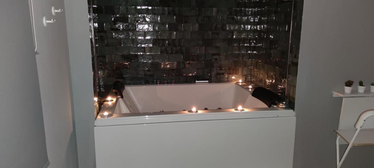 Апартаменты Latorre Jacuzzi Jerez Херес-де-ла-Фронтера Экстерьер фото